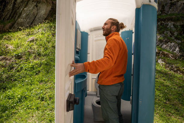 Best Luxury portable toilet rental  in Cassville, MO