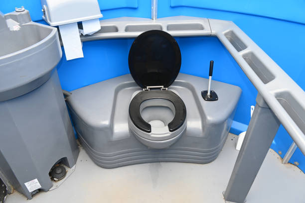 Best Affordable portable toilet rental  in Cassville, MO